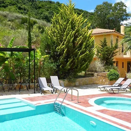 Kato Sleeps 6 Villa Katelios