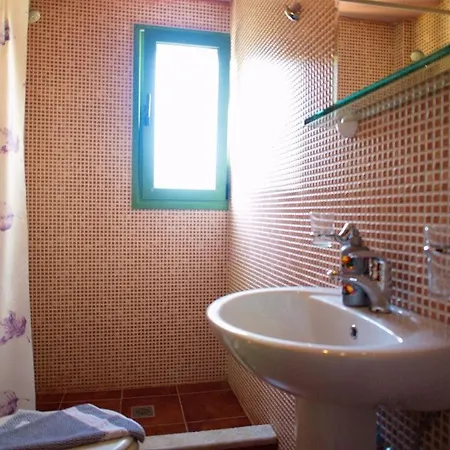 Kato Sleeps 6 וילה